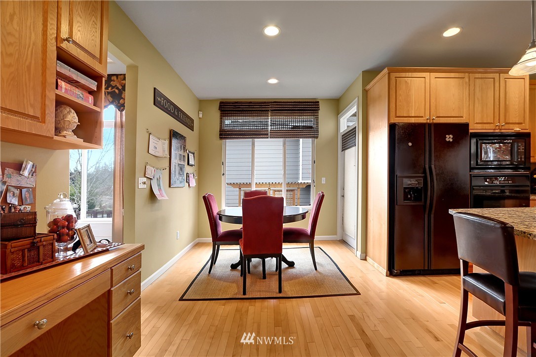 17241 164th Way Southeast Renton, WA 98058 - Photo 8 of 25