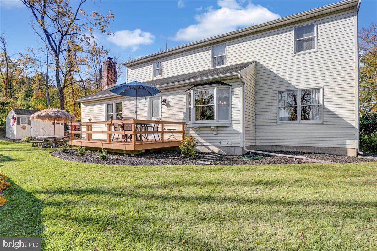 102 Cassel Road Reading, PA 19606 - Photo 5 of 43