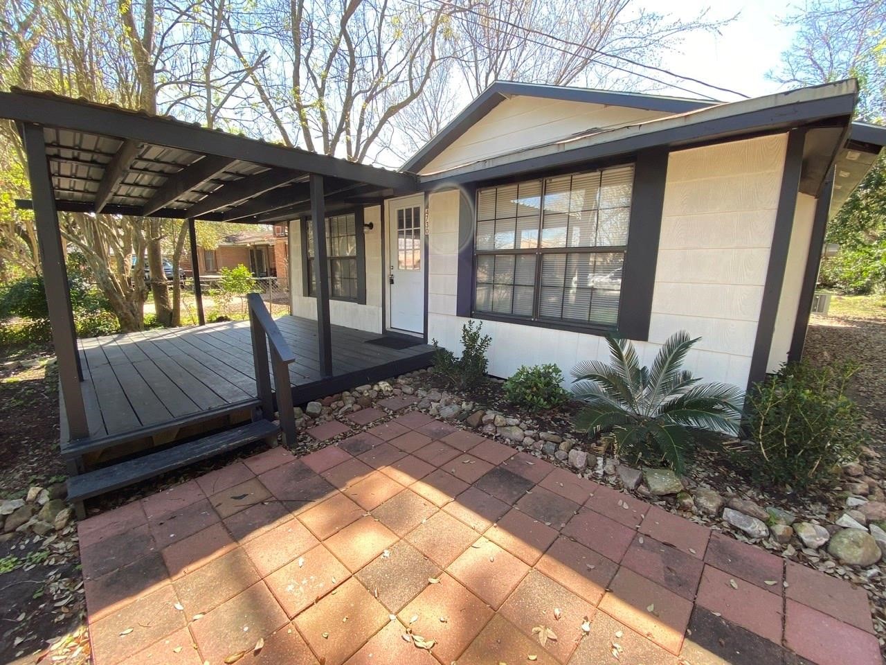 4730 Oleander Street Bacliff, TX 77518 - Photo 2 of 18 a view of a porch with furniture and backyard