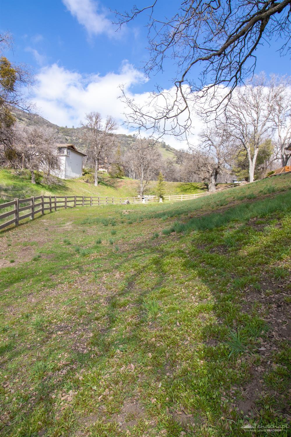 27701 Bear Valley Road Tehachapi, CA 93561 - Photo 45 of 82 Gallery Image 45