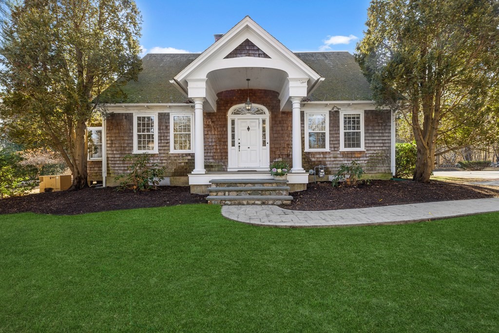 661 First Parish Road Scituate, MA 02066 - Photo 1 of 40 Gallery Image 1