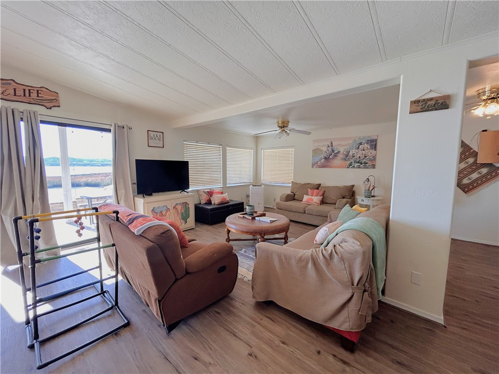 124 Thunderhead Needles, CA 92363 - Photo 7 of 17