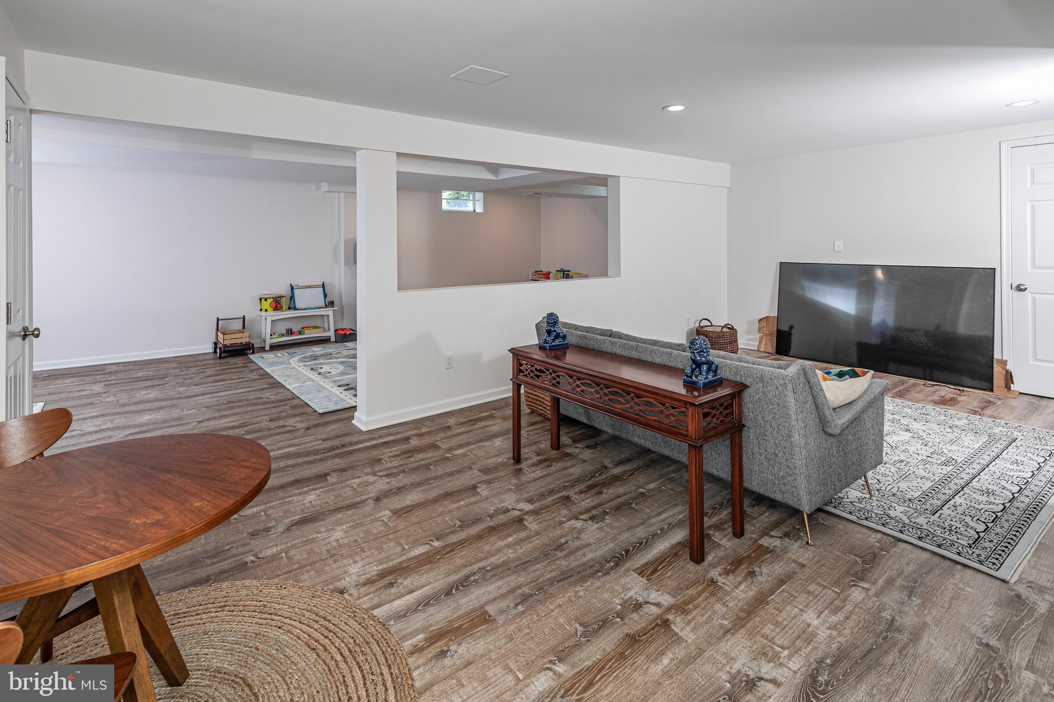19 Spyglass Road Skillman, NJ 08558 - Photo 31 of 40 Gallery Image 31