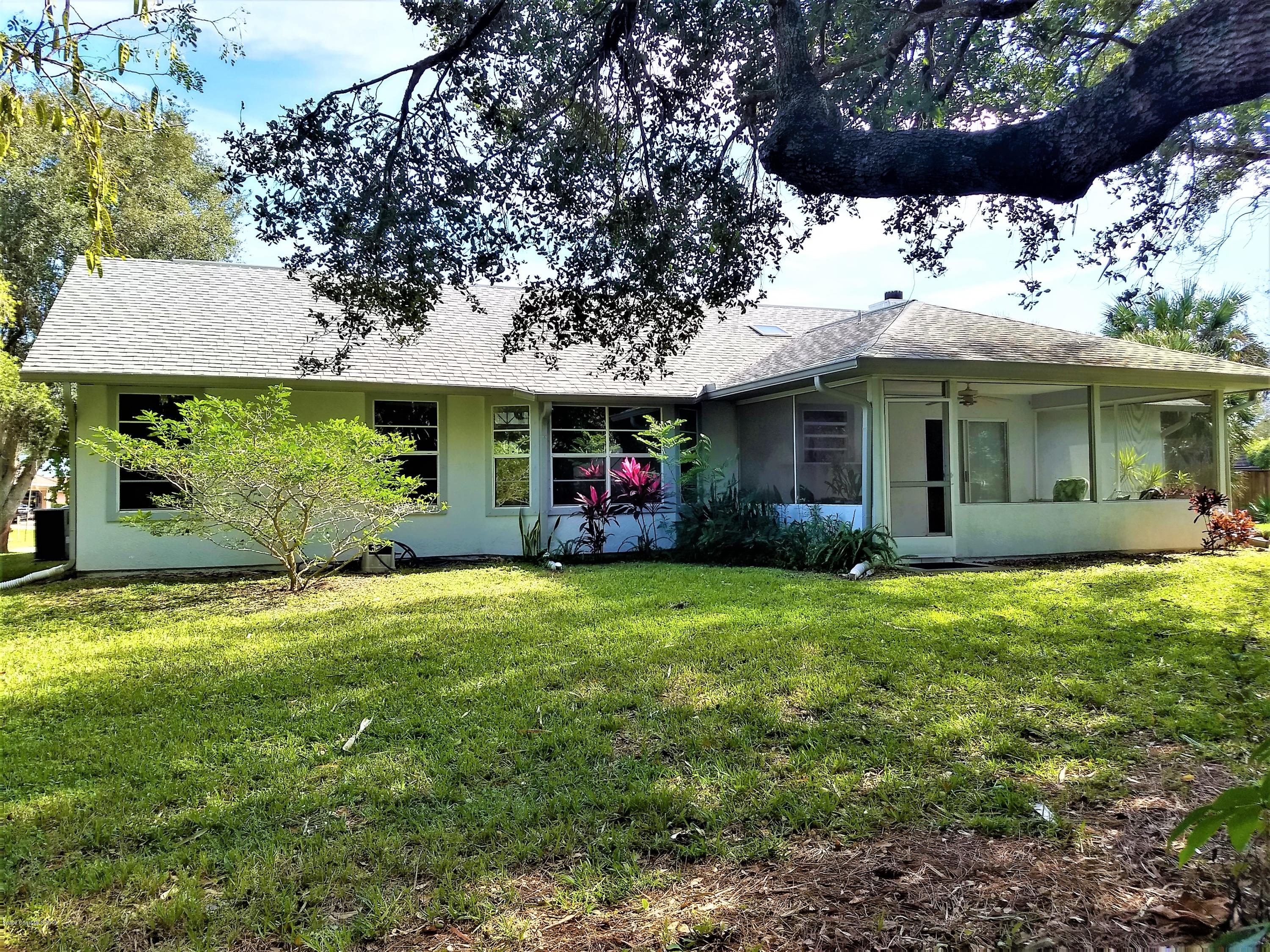 200 Rios Court Southeast Palm Bay, FL 32909 - Photo 11 of 56 Rear of Home