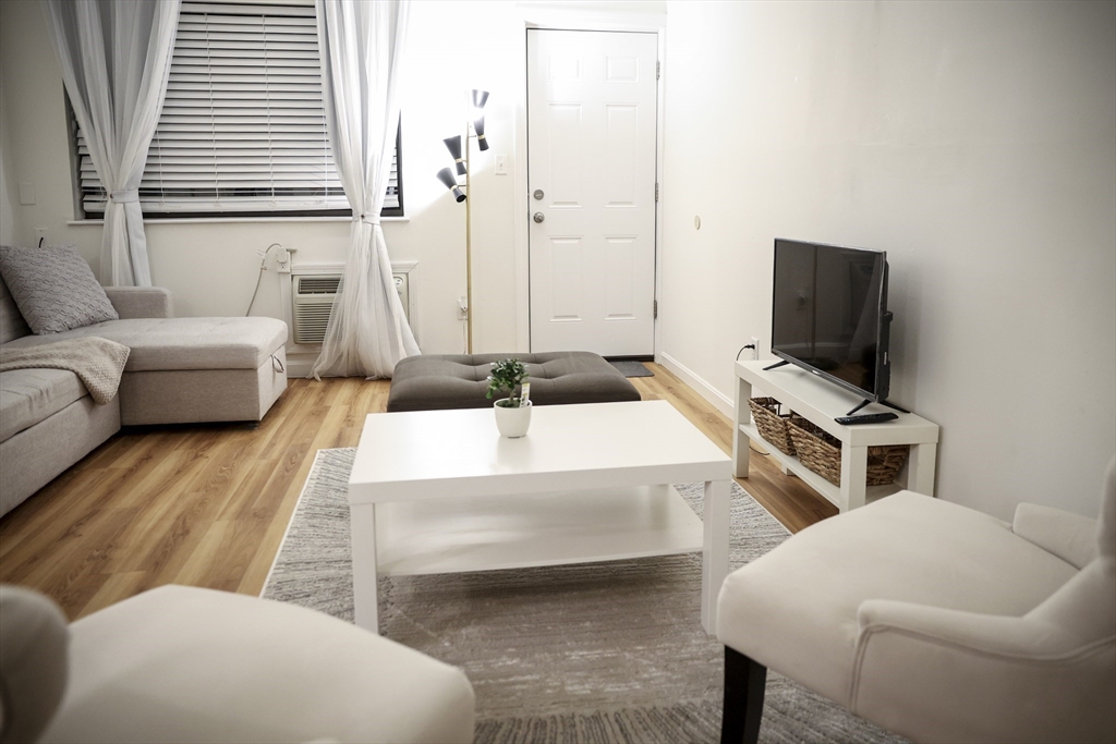 7 Arizona Terrace, Unit 2 Arlington, MA 02474 - Photo 2 of 25