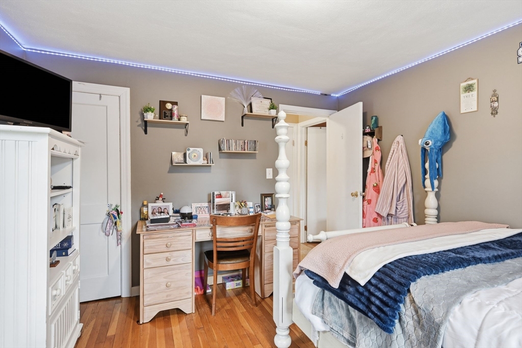 618 Morgan Road West Springfield, MA 01089 - Photo 23 of 38