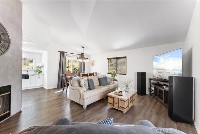 $600,000 | 14748 Moon Crest Lane, Unit E, Chino Hills, CA 91709