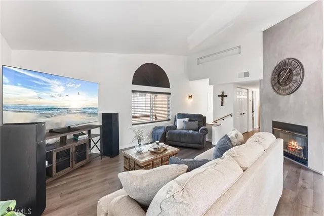 $600,000 | 14748 Moon Crest Lane, Unit E, Chino Hills, CA 91709