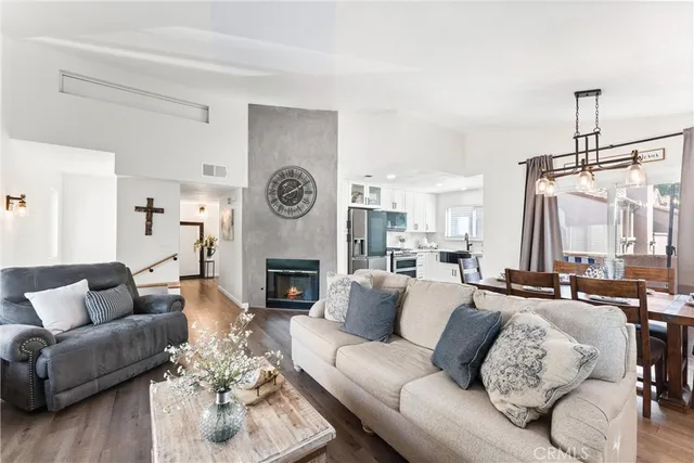 $600,000 | 14748 Moon Crest Lane, Unit E, Chino Hills, CA 91709