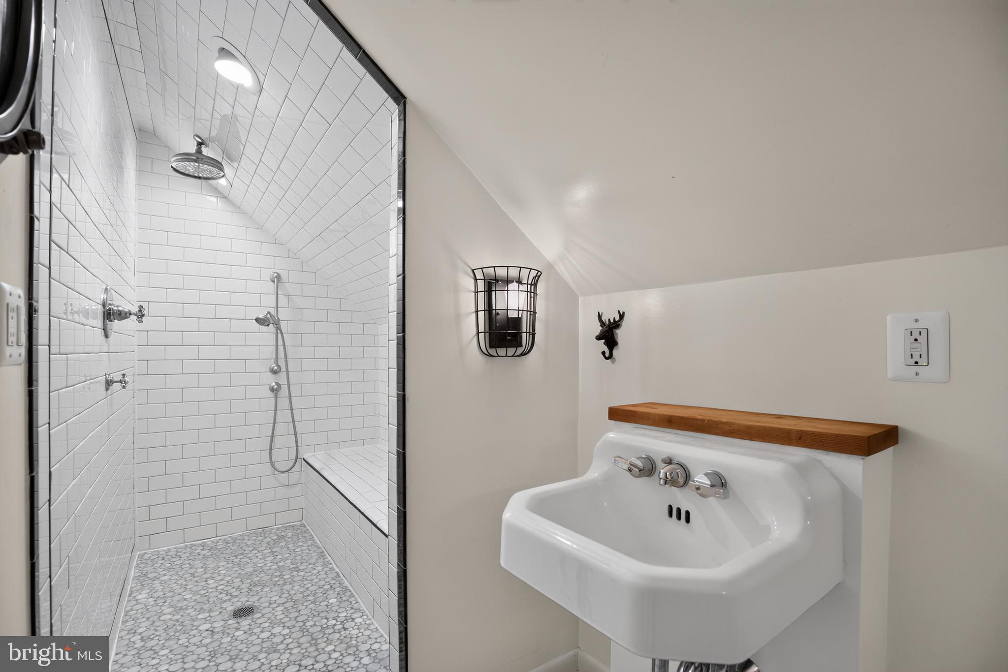 5195 St Leonard Road St. Leonard, MD 20685 - Photo 24 of 31 Primary Bath