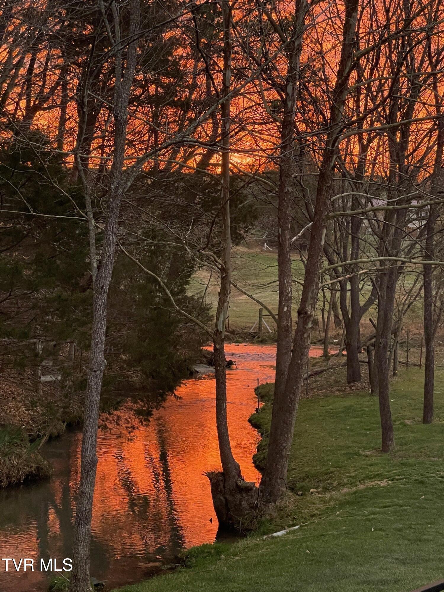 375 Middle Creek Road Afton, TN 37616 - Photo 105 of 119 Sunrise 03