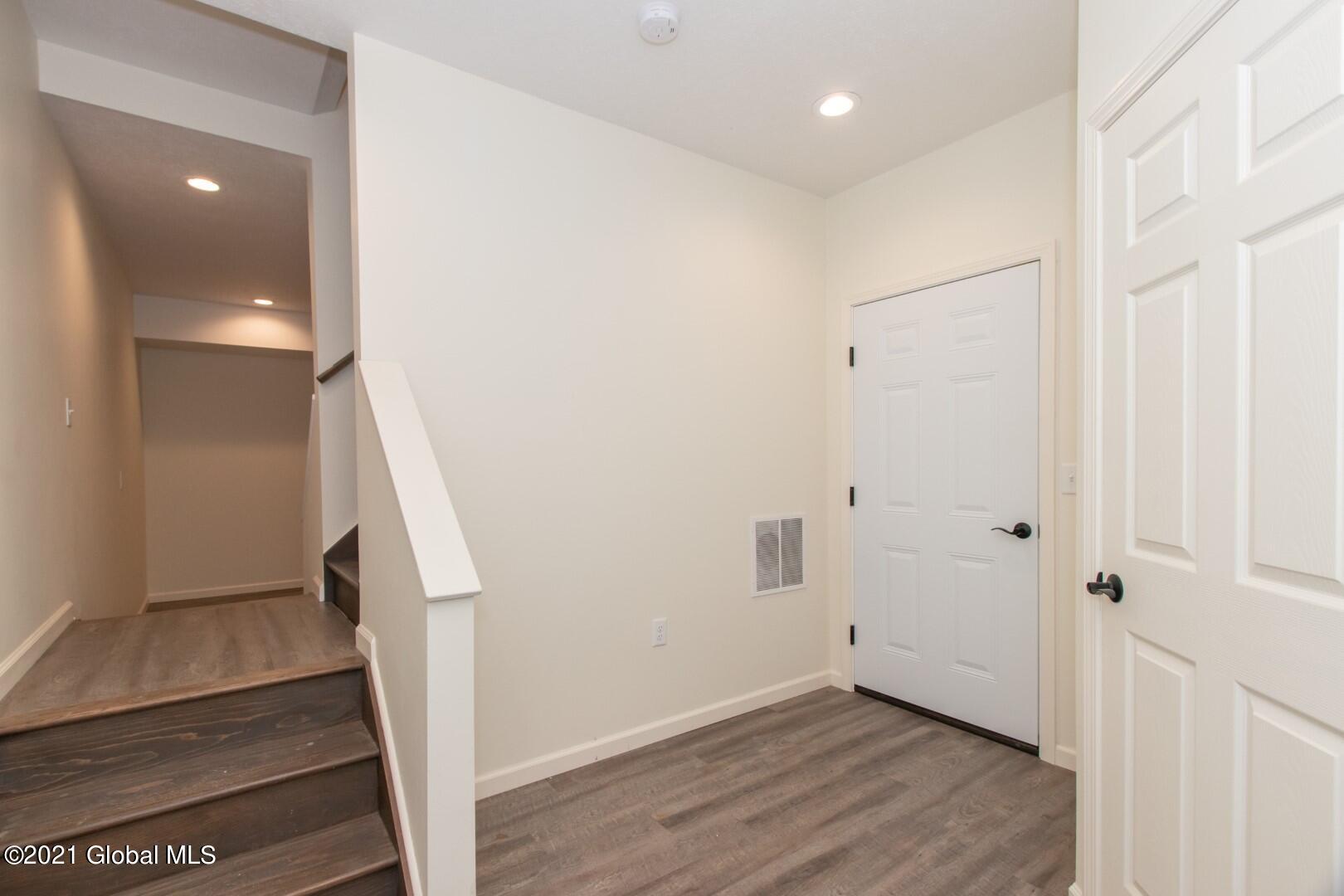 172 Red Tail Ridge Cobleskill, NY 12043 - Photo 20 of 34 172RedtailRidge-23