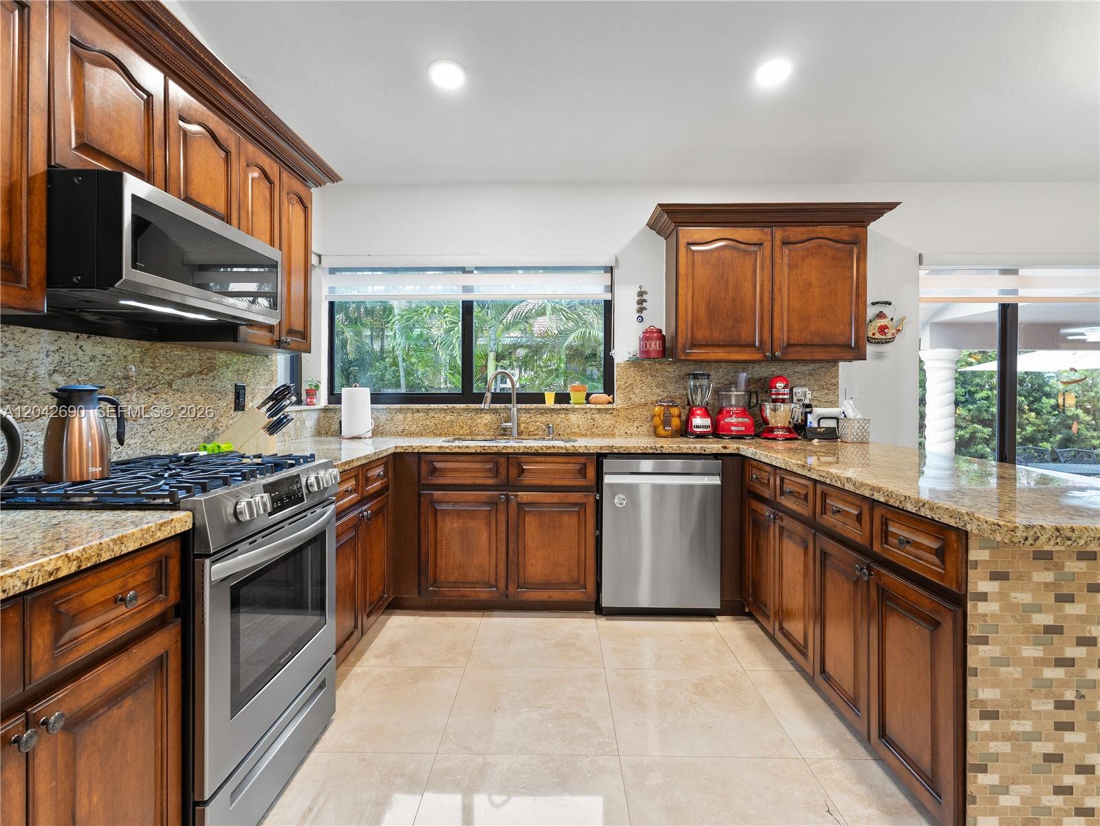 15480 Southwest 148th Street Miami, FL 33196 - Photo 18 of 57