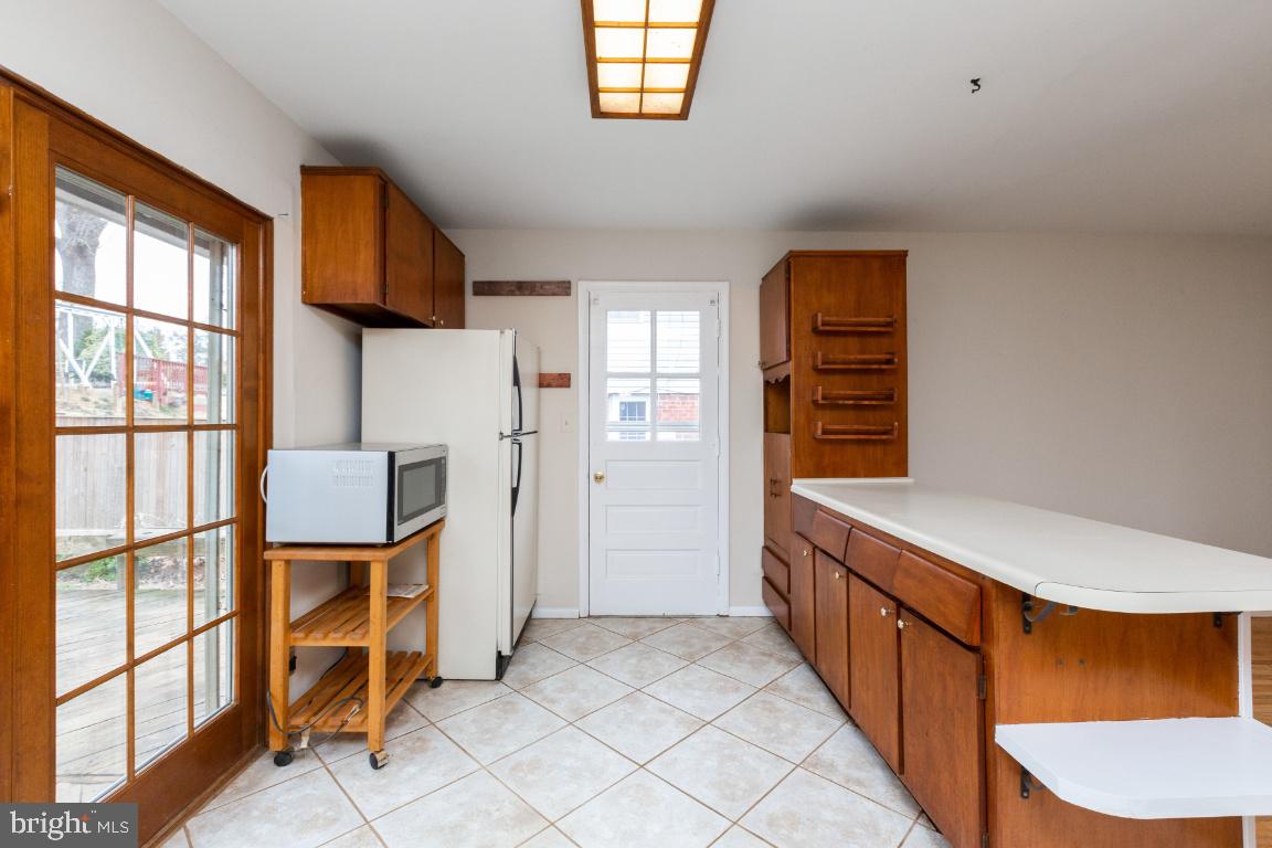 4115 Ferrara Drive Silver Spring, MD 20906 - Photo 3 of 42