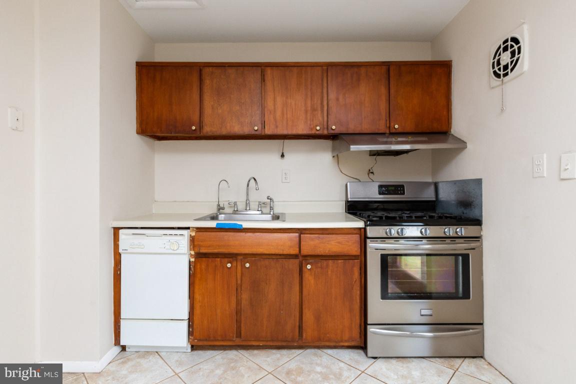 4115 Ferrara Drive Silver Spring, MD 20906 - Photo 4 of 42