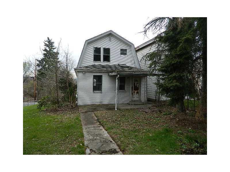 317 Sefler Street McKees Rocks, PA 15136 - Photo 8 of 12 Other. Rear Yard