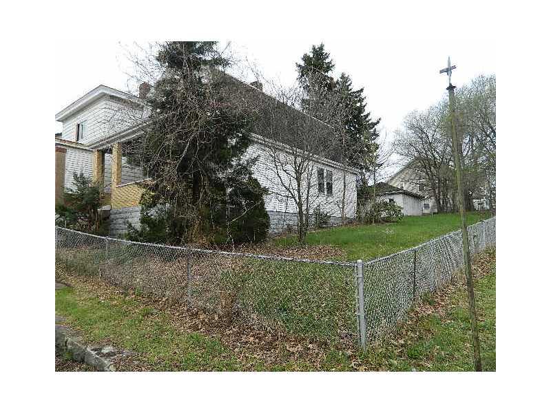 317 Sefler Street McKees Rocks, PA 15136 - Photo 9 of 12 Other.