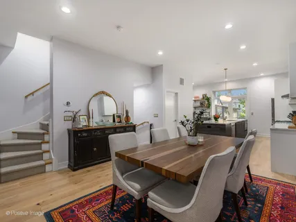 $1,050,000 | 525 North Bishop Street, Unit 5, Chicago, IL 60642