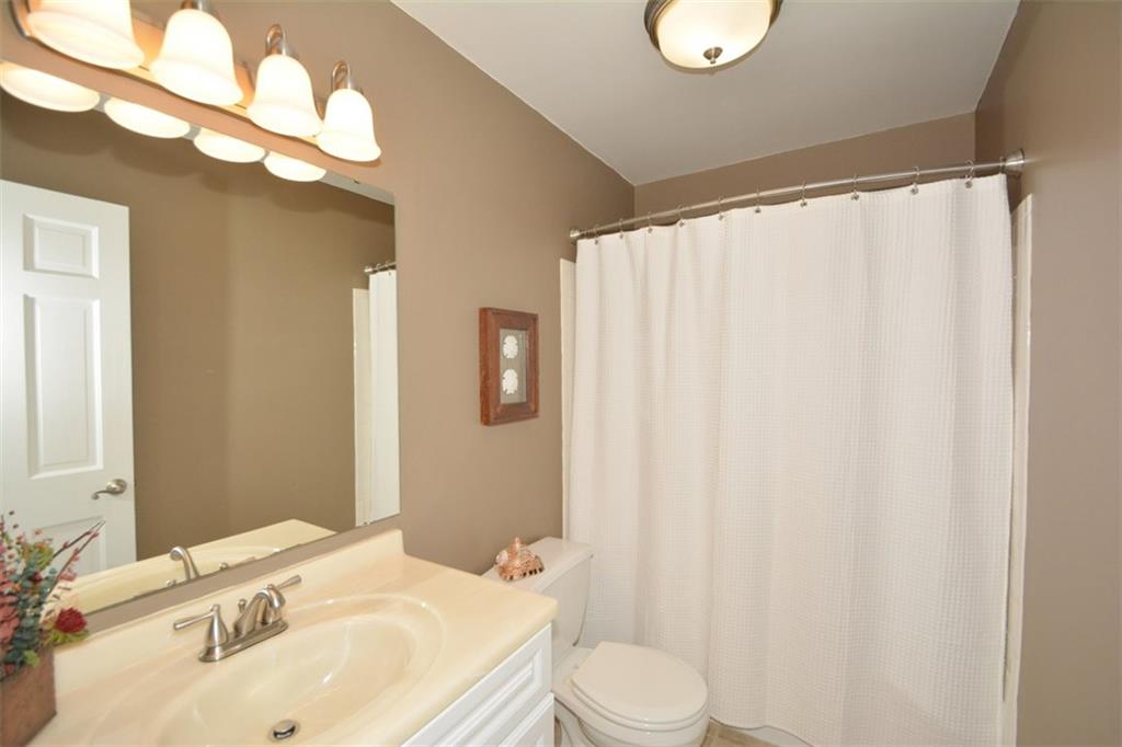 12324 Charing Cross Road Carmel, IN 46033 - Photo 19 of 24 Gallery Image 19
