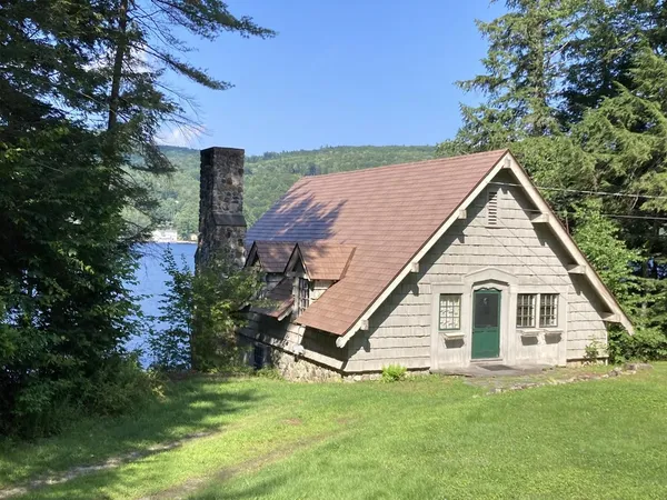 $2,200 | 246 Whittemore Pt Road South, Bristol, NH 03222