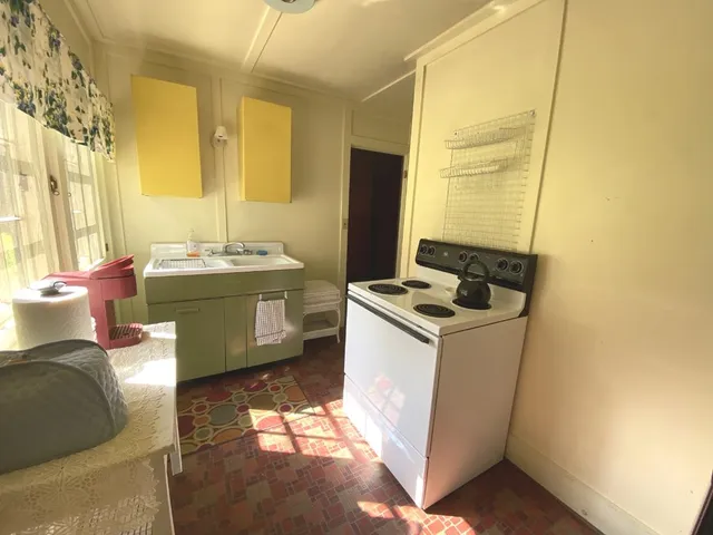 $3,400 | 246 Whittemore Pt Road South, Bristol, NH 03222