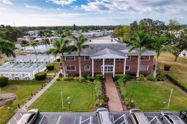 $209,900 | 3321 Shingle Oak Terrace, Sarasota, FL 34237