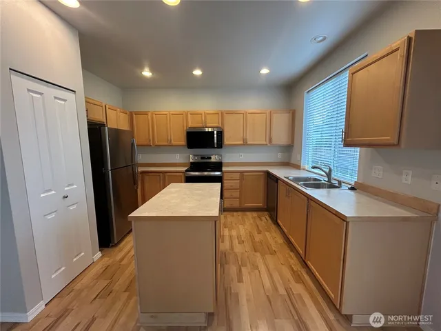 $735,000 | 24528 Southeast 275th Street, Maple Valley, WA 98038