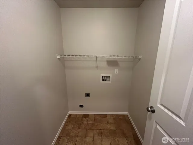 $735,000 | 24528 Southeast 275th Street, Maple Valley, WA 98038