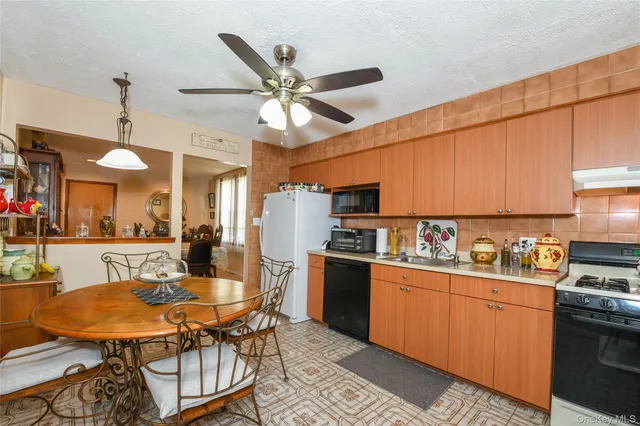 $1,700,000 | 101-09 97th Avenue | South Richmond Hill