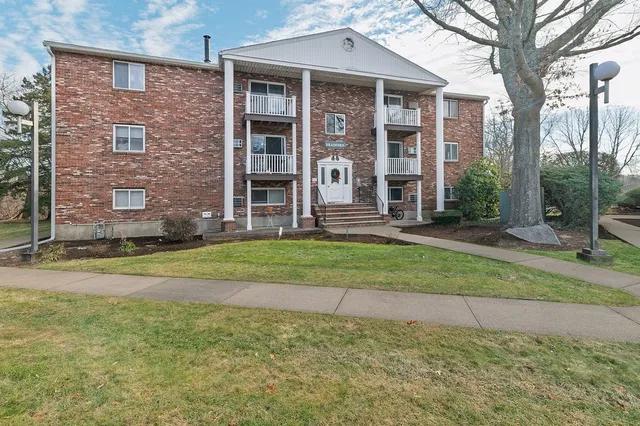 $349,900 | 1801 Ocean Street, Unit B31, Marshfield, MA 02050