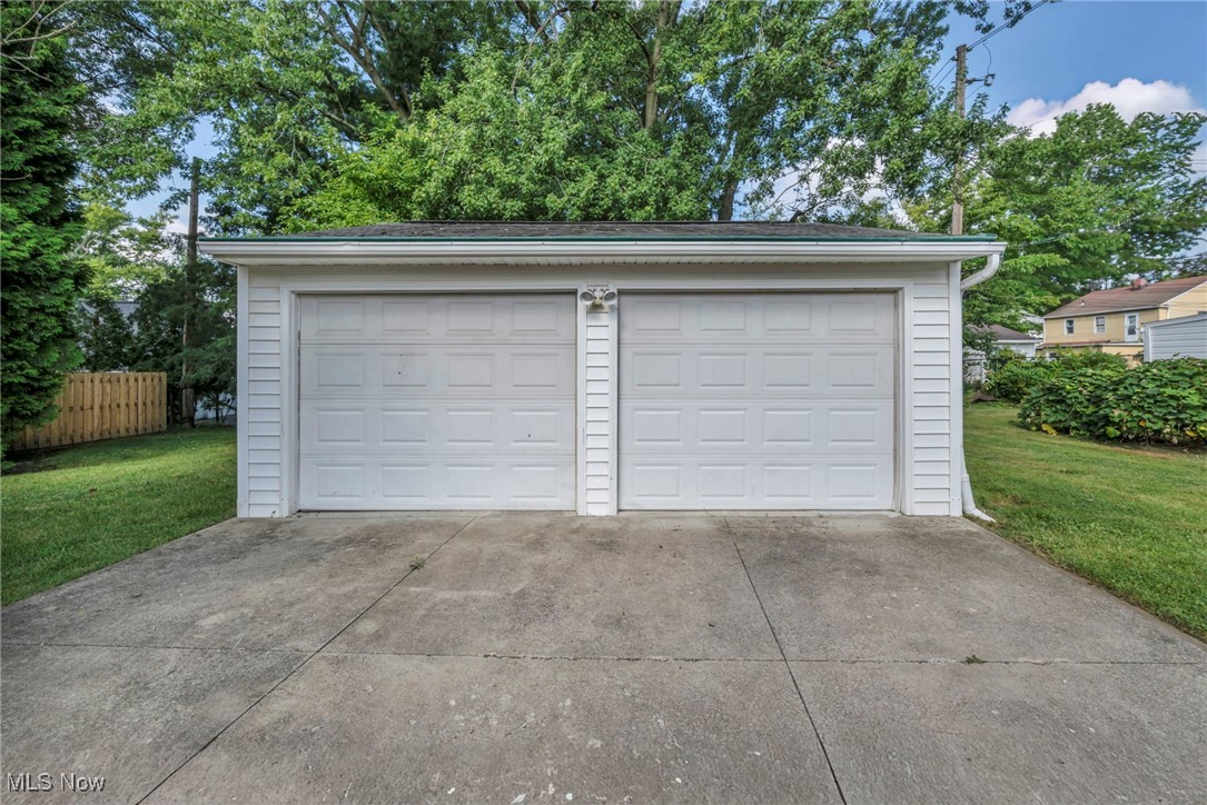 2048 Campus Road South Euclid, OH 44121 - Photo 48 of 50 Detached garage.
