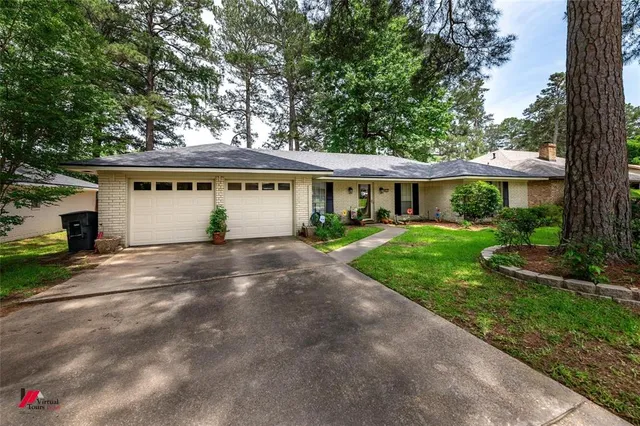 a view of outdoor space yard and garage