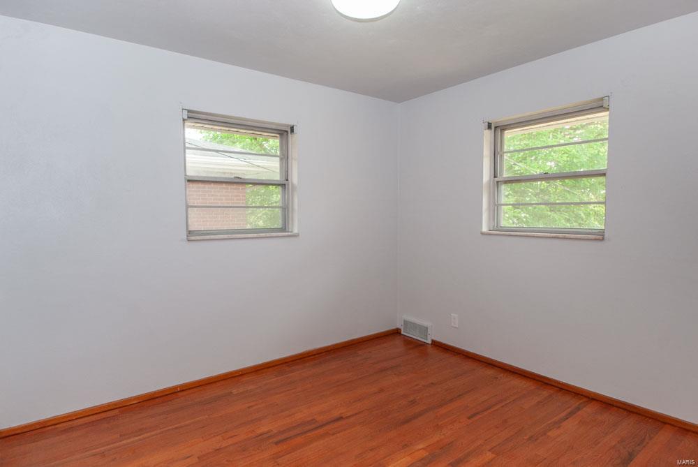 9504 Reavis Barracks Road Affton, MO 63123 - Photo 14 of 18