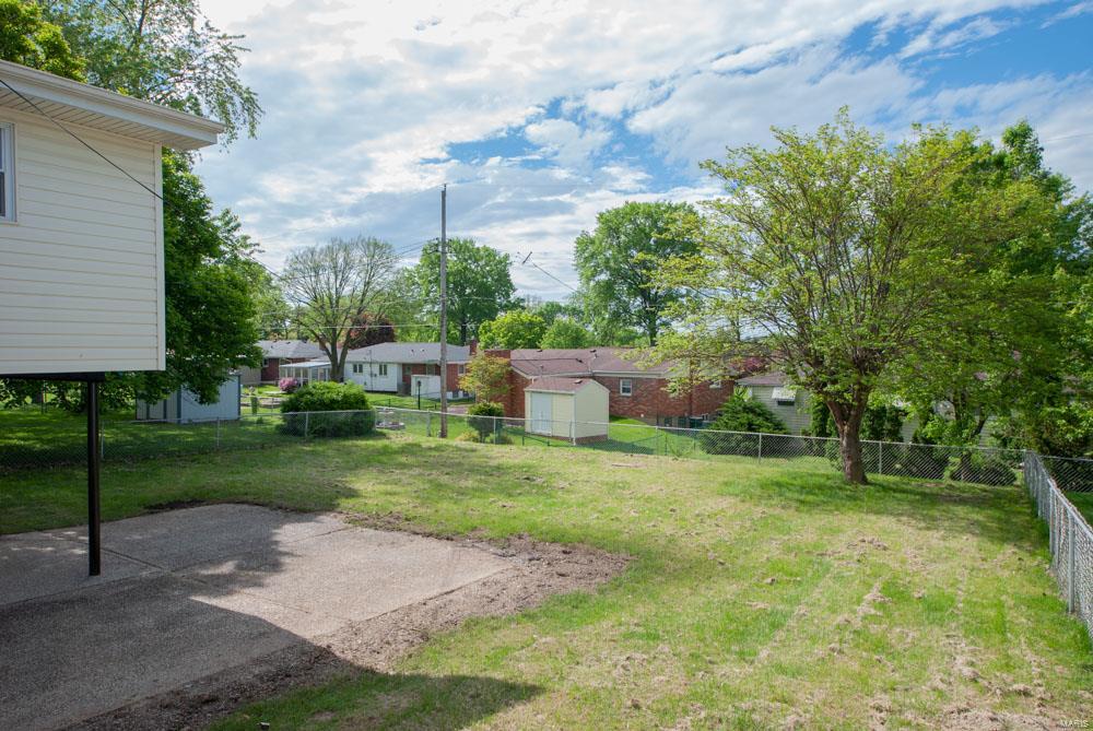 9504 Reavis Barracks Road Affton, MO 63123 - Photo 4 of 18