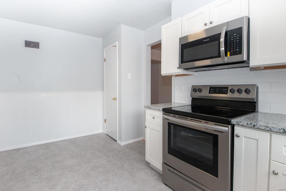 9504 Reavis Barracks Road Affton, MO 63123 - Photo 8 of 18