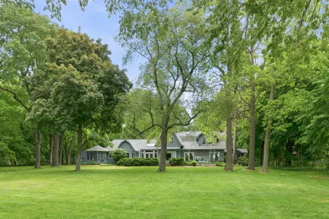 $3,200,000 | 1031 North Genesee Woods Drive, Summit, WI 53066