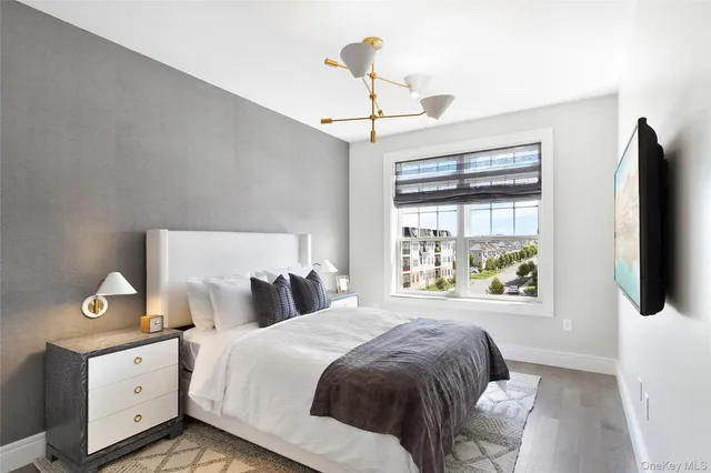 $5,999 | 990 Corporate Drive, Unit 412, Westbury, NY 11590