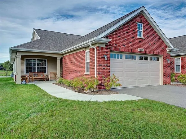 $2,930 | 4237 Pond Willow Road, Naperville, IL 60564