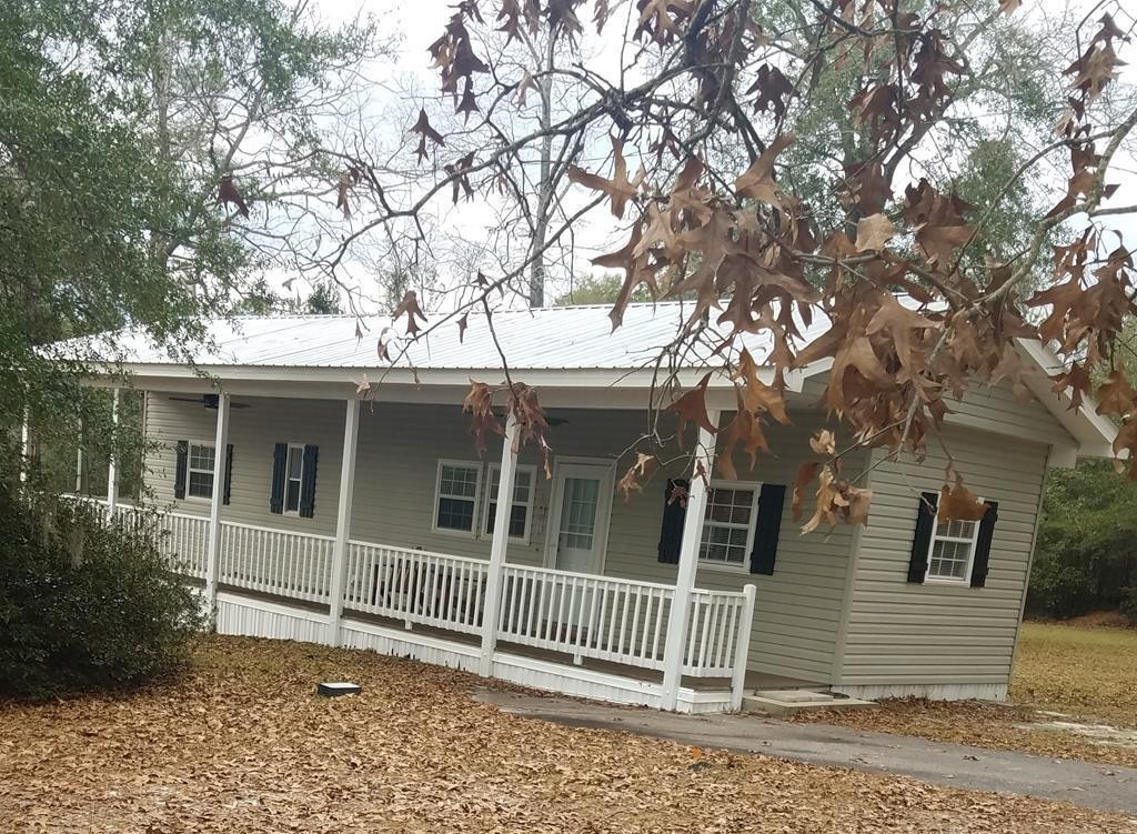 207 Daniel Street Jackson, SC 29831 - Photo 2 of 14