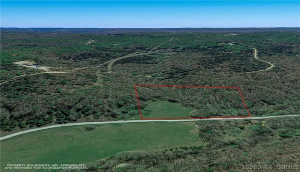 $8,000 | Lot #3892 Neuharth Circle, Edwards, MO 65326