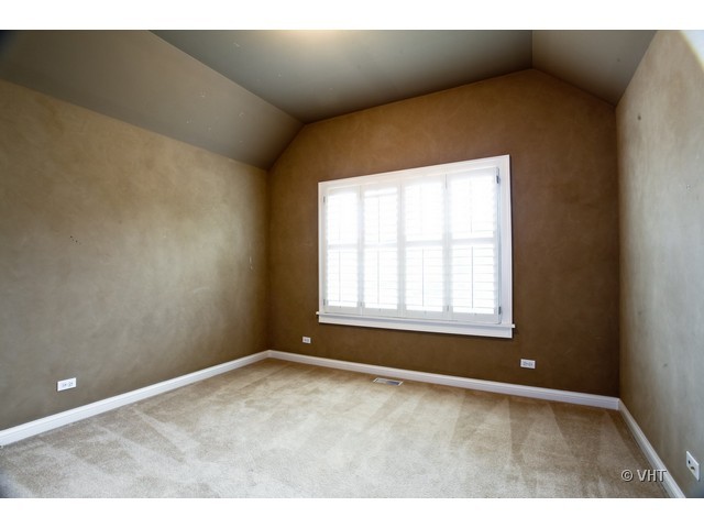 S720 Garfield Street Winfield, IL 60190 - Photo 14 of 22