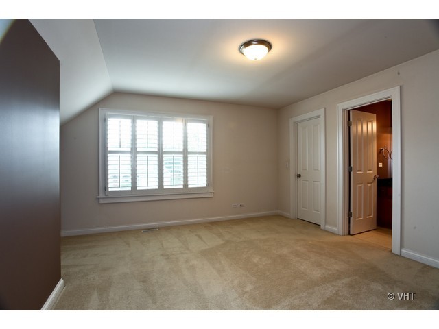 S720 Garfield Street Winfield, IL 60190 - Photo 15 of 22