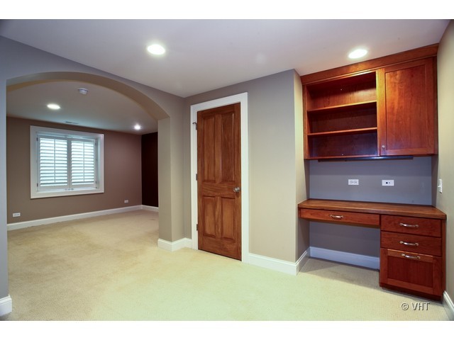 S720 Garfield Street Winfield, IL 60190 - Photo 16 of 22