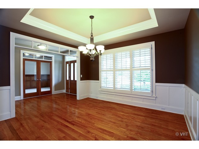 S720 Garfield Street Winfield, IL 60190 - Photo 5 of 22