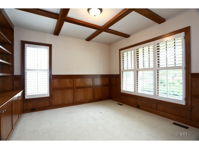 S720 Garfield Street Winfield, IL 60190 - Photo 8 of 22