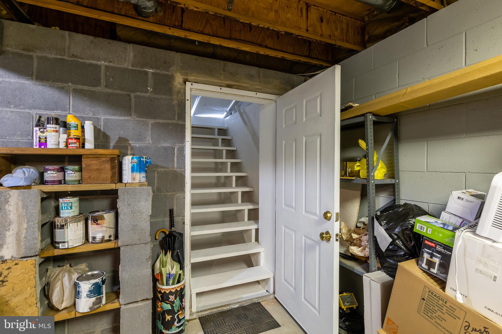 10 Tansgate Boulevard Berlin, NJ 08009 - Photo 41 of 51 a view of walk in closet