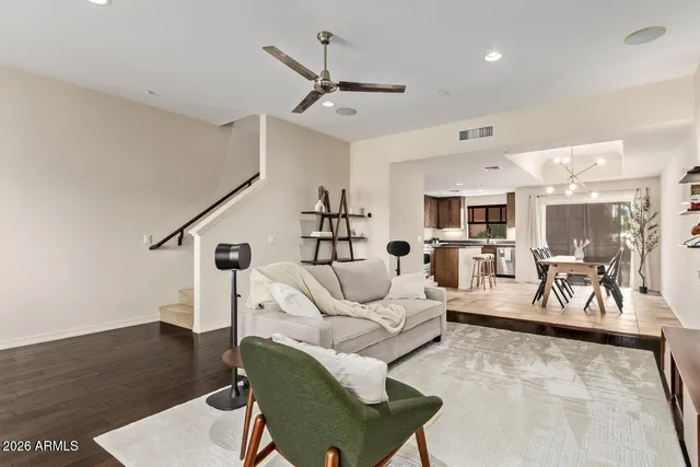 $3,195 | 6940 East Cochise Road, Unit 1016, Paradise Valley, AZ 85253