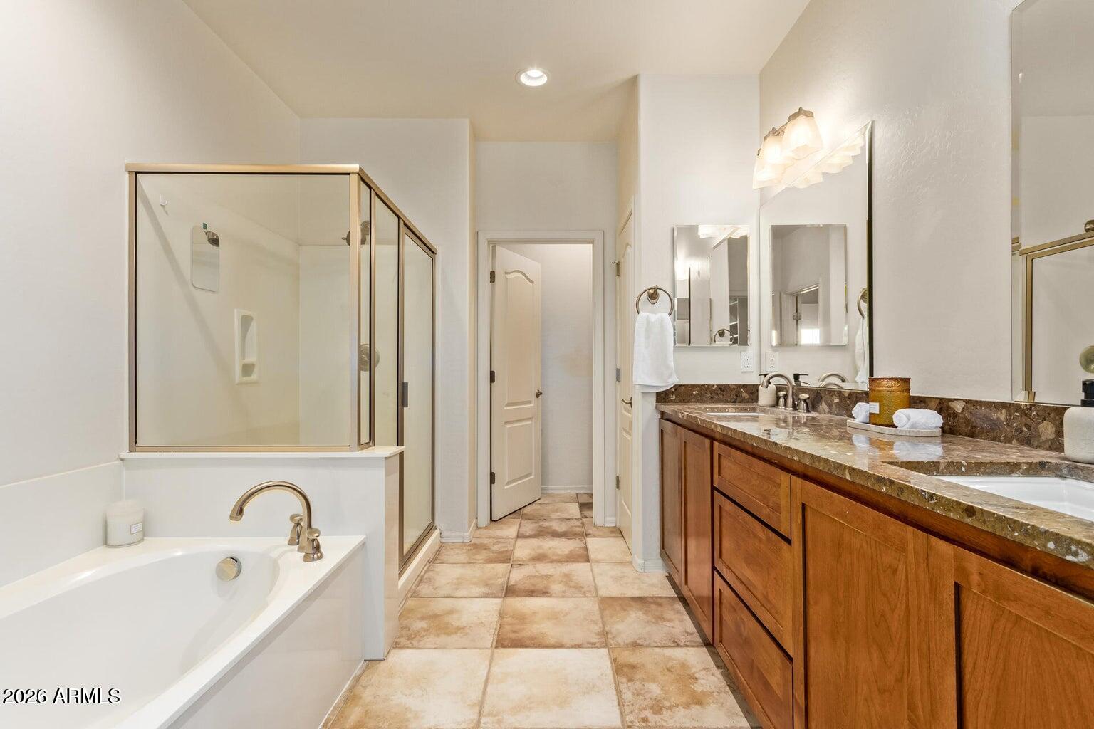 6940 East Cochise Road, Unit 1016 Paradise Valley, AZ 85253 - Photo 17 of 34 Sandola 16