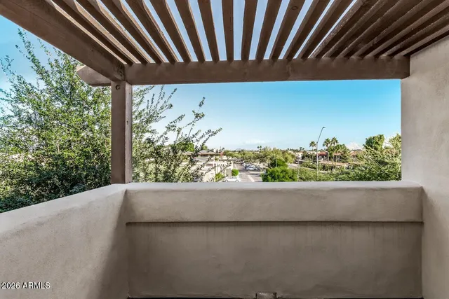 $3,195 | 6940 East Cochise Road, Unit 1016, Paradise Valley, AZ 85253