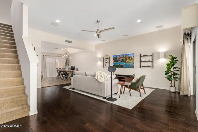 $3,195 | 6940 East Cochise Road, Unit 1016, Paradise Valley, AZ 85253